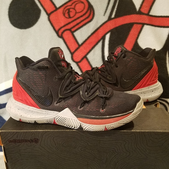 kyrie bred